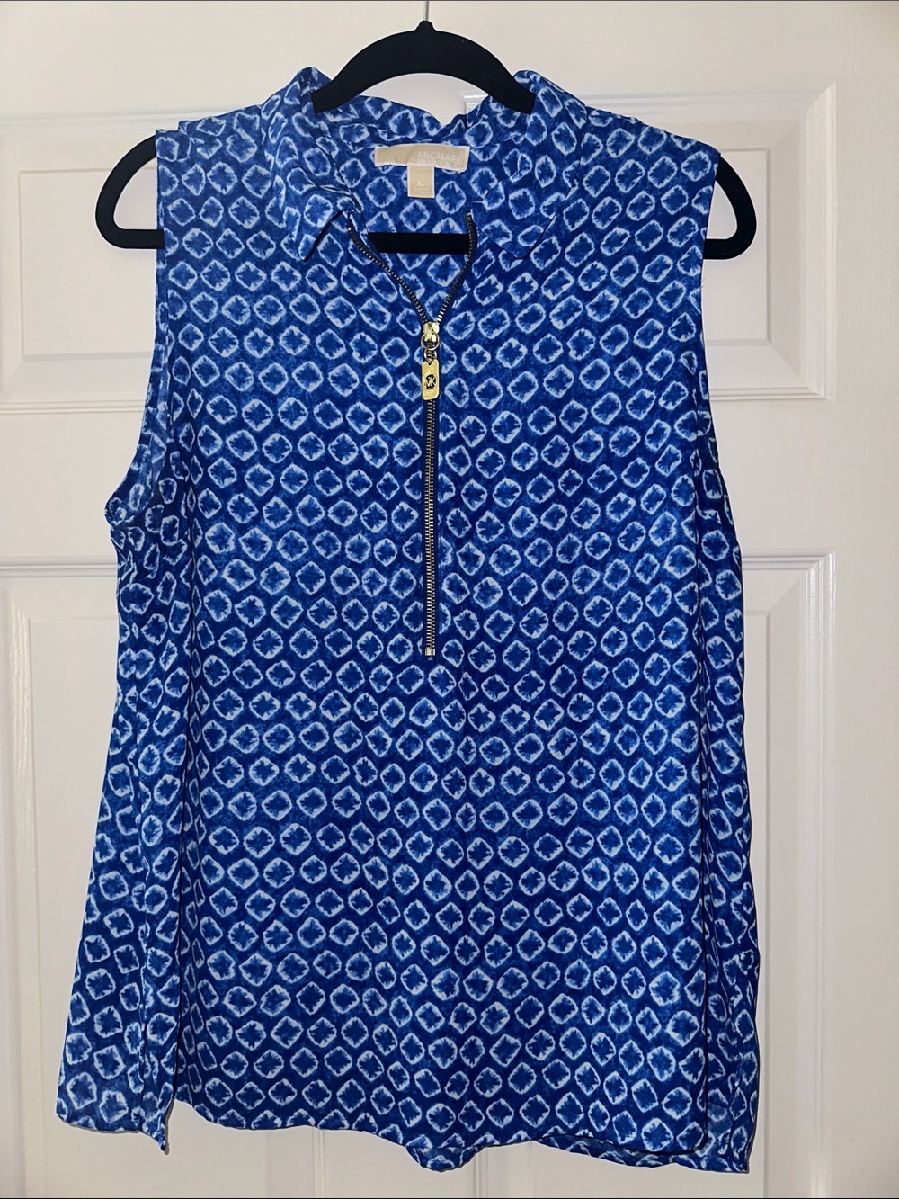 MICHAEL Michael Kors Blue Printed Sleeveless Zip-Front Top